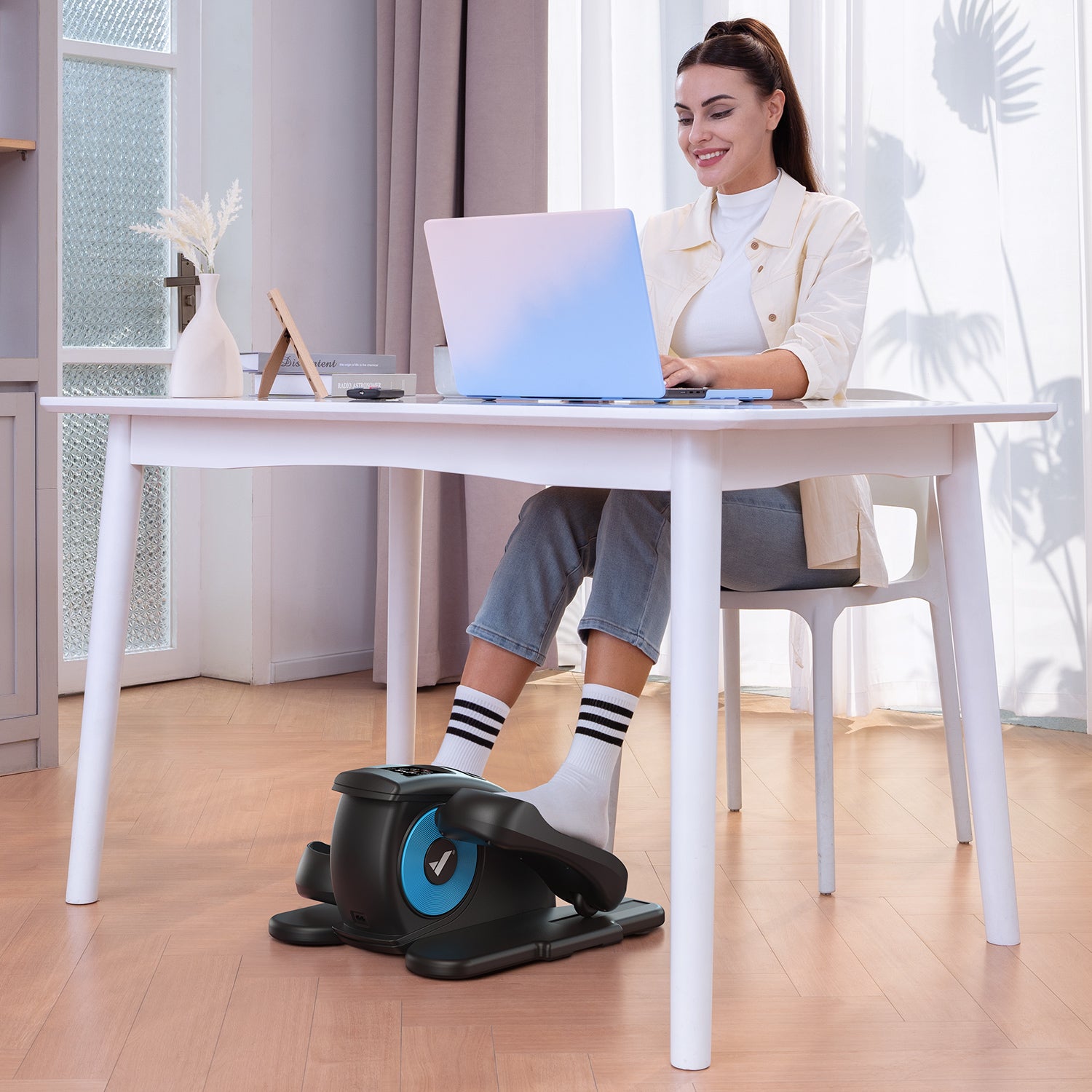 Merach Mini Elliptical Trainer E34B1